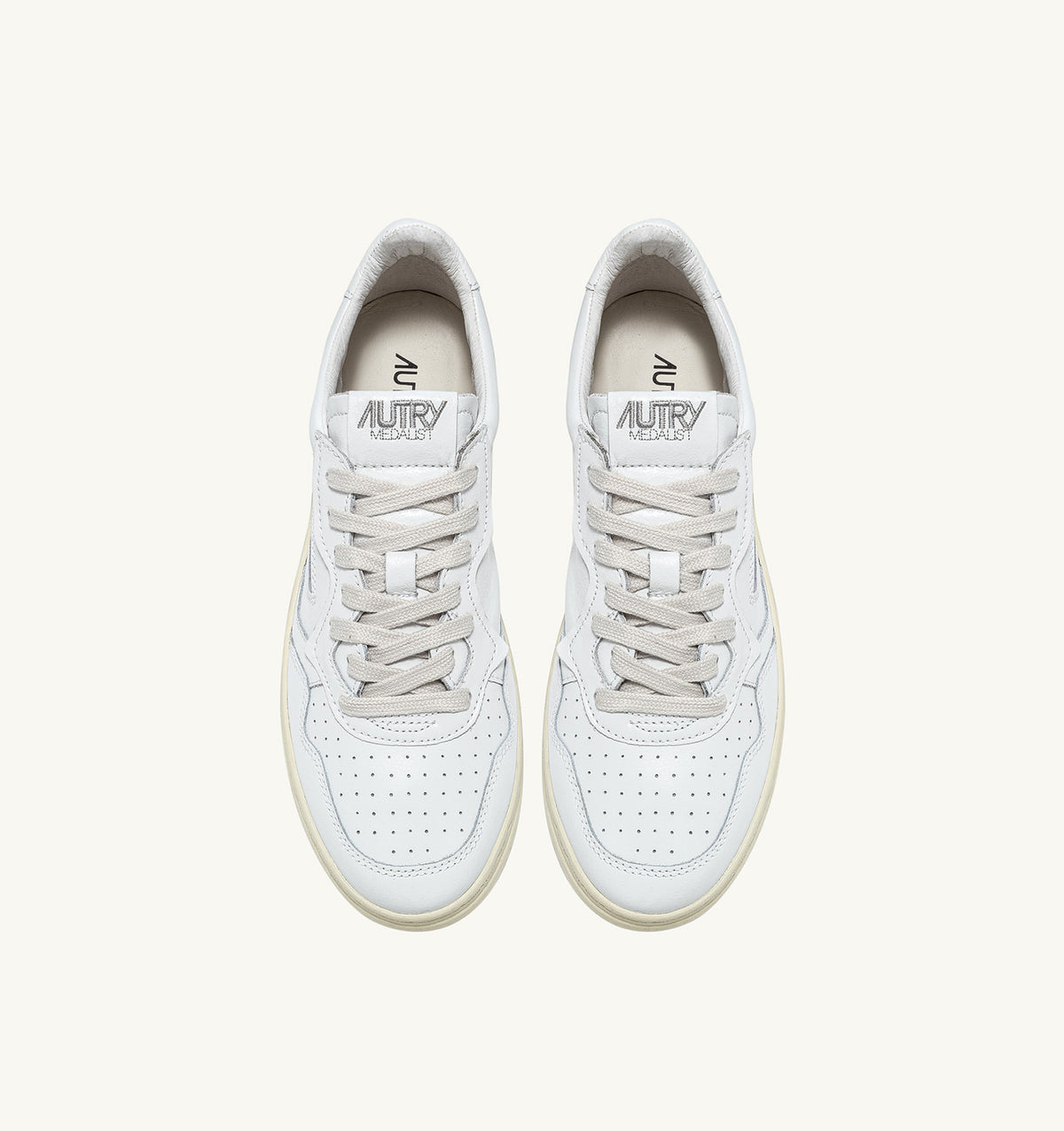 MEDALIST LOW SNEAKERS IN WHITE LEATHER