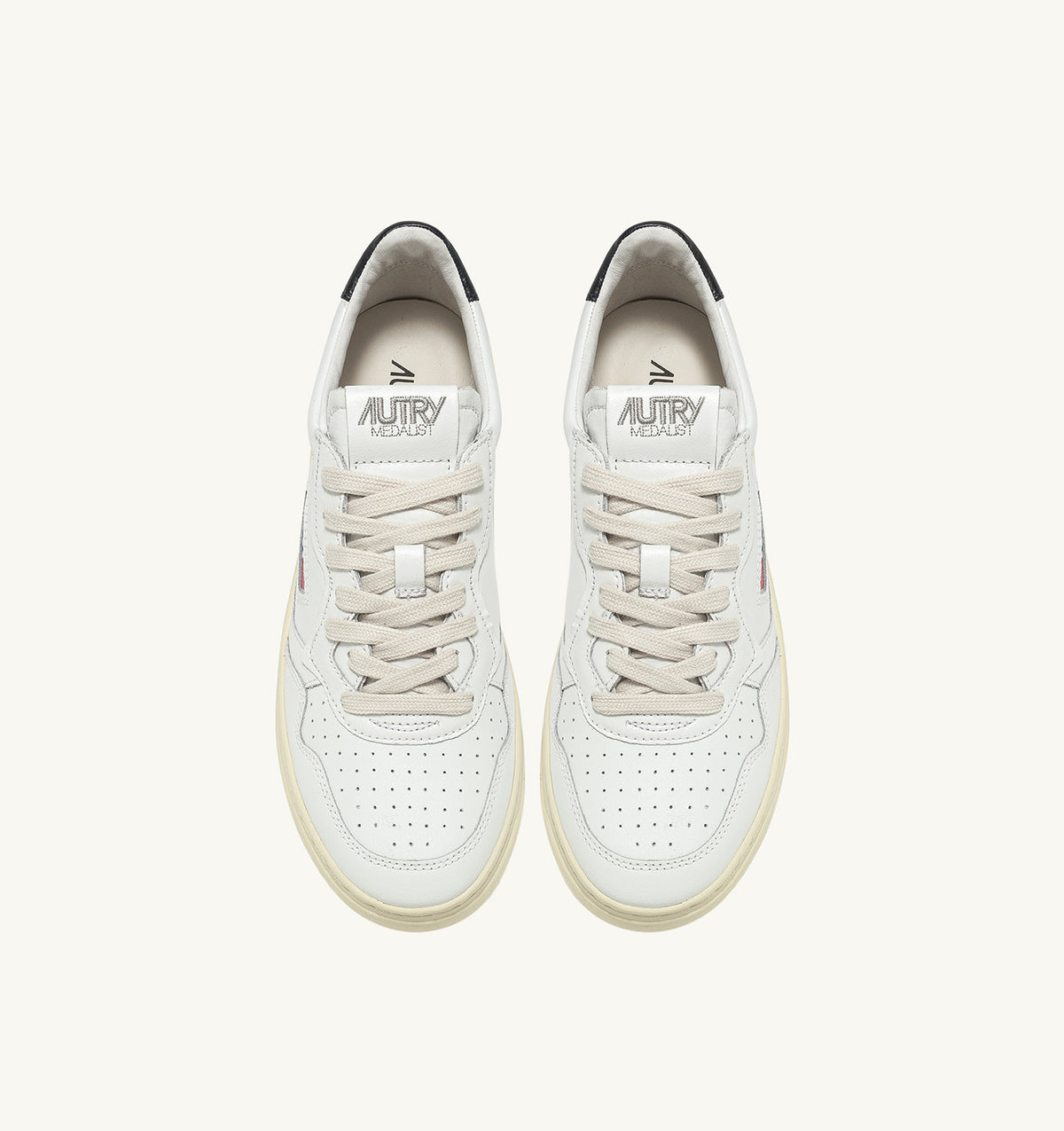 MEDALIST LOW SNEAKERS IN WHITE AND BLACK LEATHER