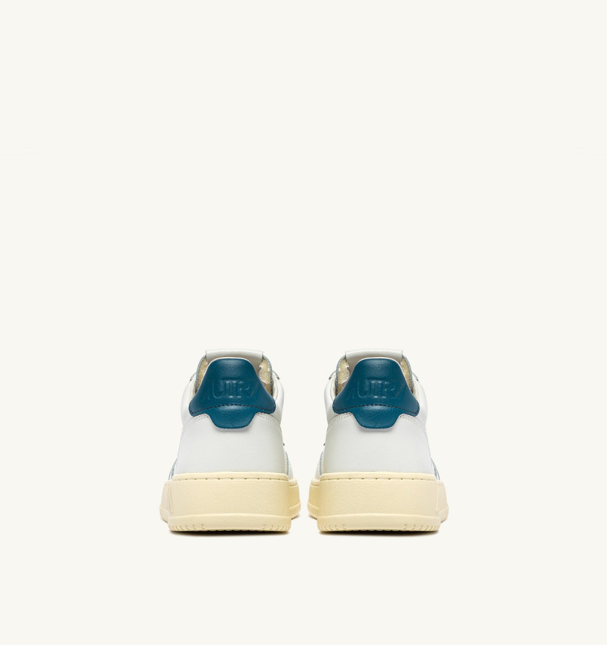 MEDALIST LOW SNEAKERS IN WHITE AND MALLARD BLUE LEATHER