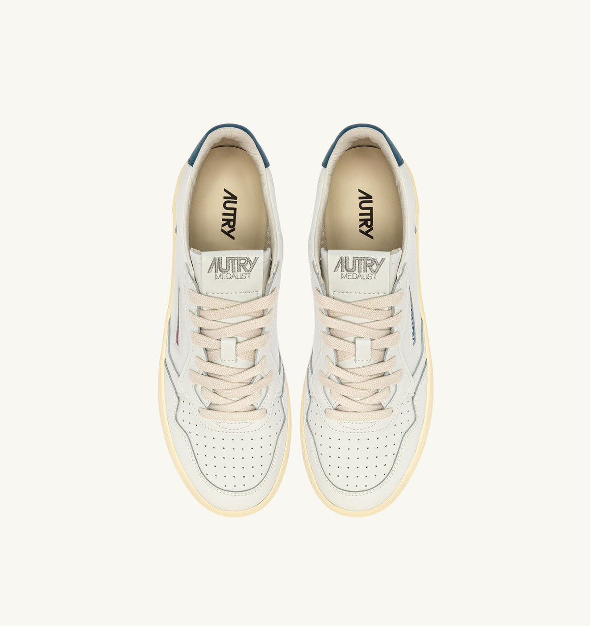 MEDALIST LOW SNEAKERS IN WHITE AND MALLARD BLUE LEATHER