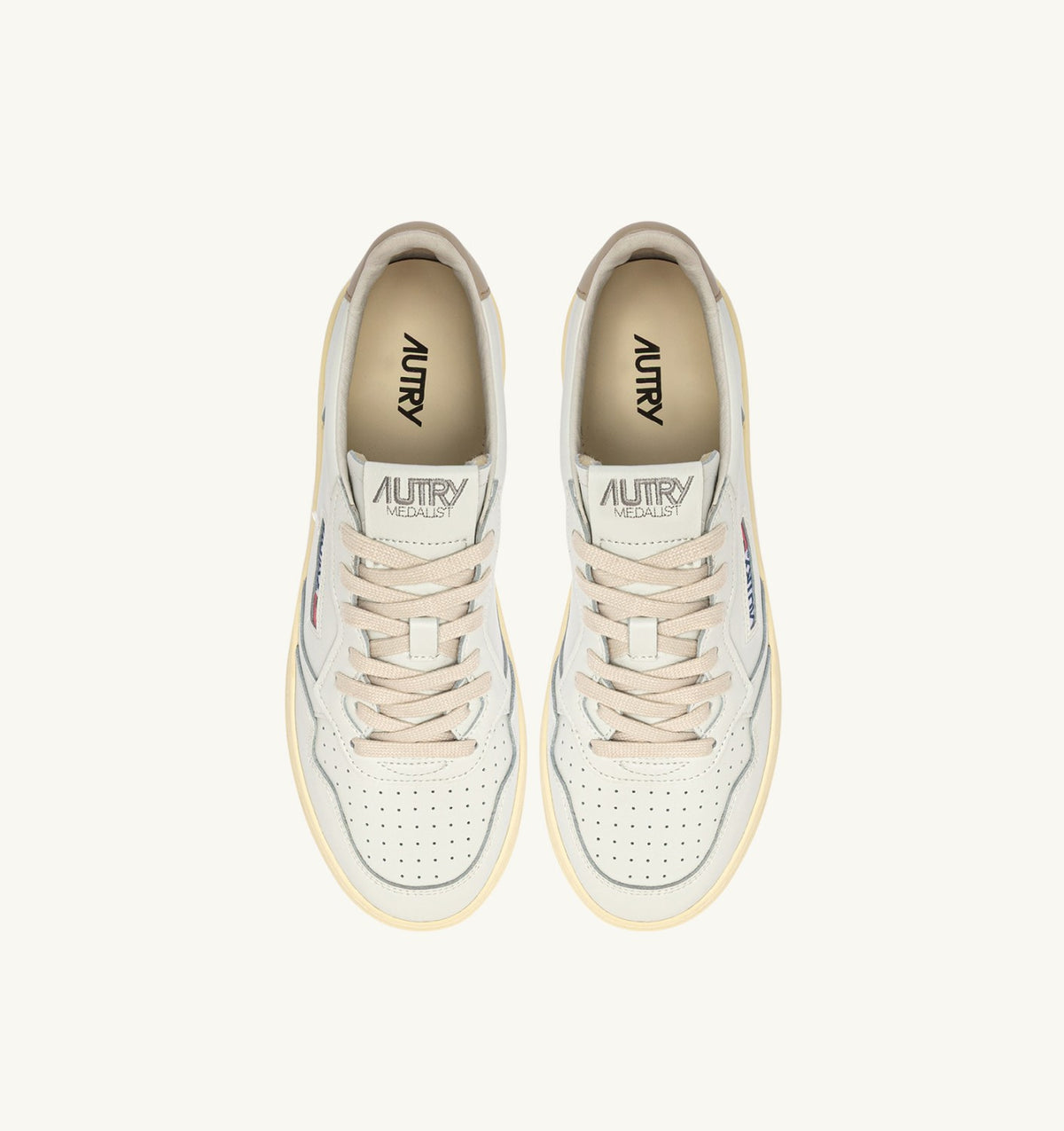 MEDALIST LOW SNEAKERS IN WHITE AND FEATHER GRAY LEATHER