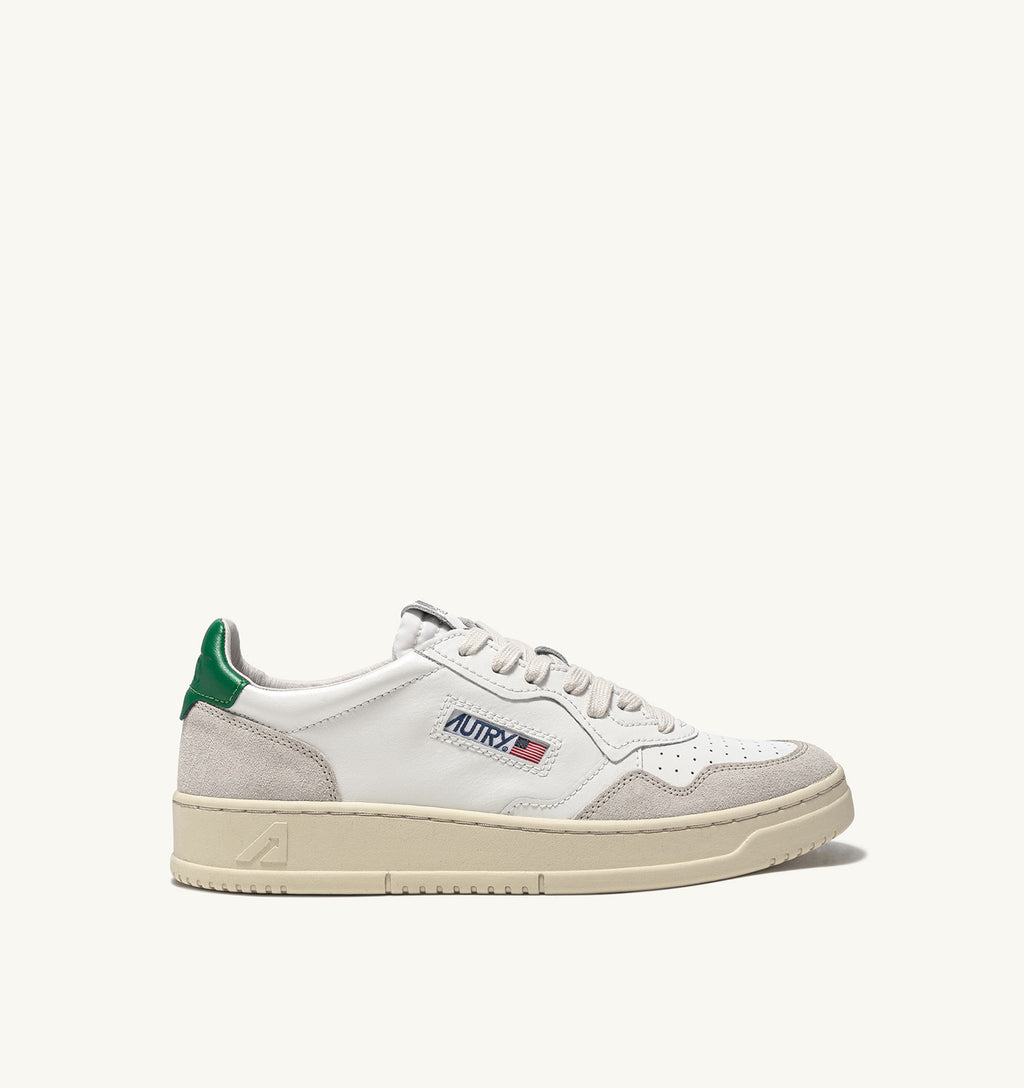 ZAPATILLAS BAJAS MEDALIST EN PIEL BLANCA Y AMAZON Y ANTE BEIGE