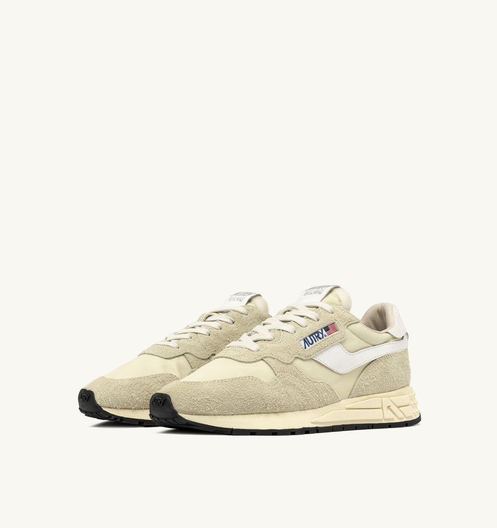 ZAPATILLAS BAJAS REELWIND EN NYLON Y ANTE COLOR HAY