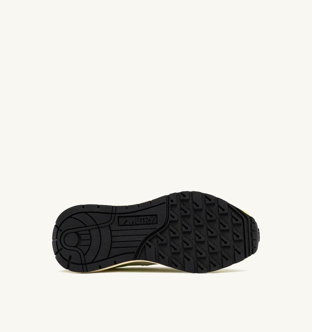 REELWIND LOW SNEAKERS IN WHITE AND EVENING PRIMROSE NYLON AND SUEDE