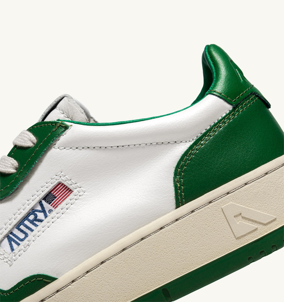 MEDALIST LOW BICOLOR SNEAKERS IN WHITE AND GREEN LEATHER