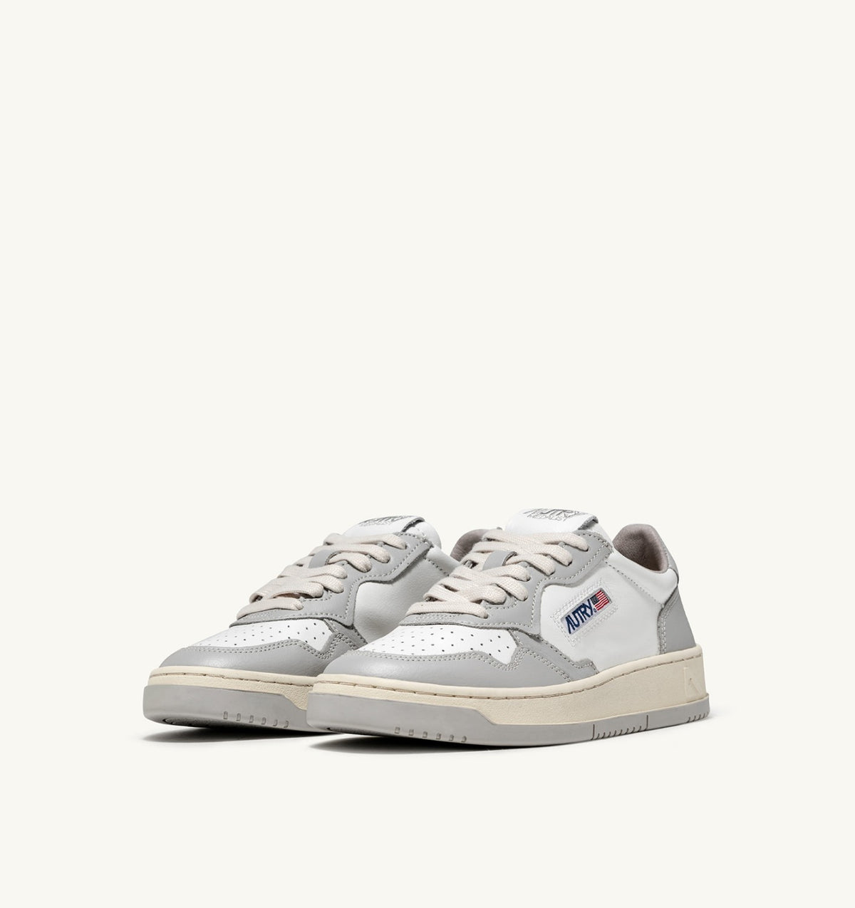 MEDALIST LOW BICOLOR SNEAKERS IN WHITE AND VAPOR LEATHER