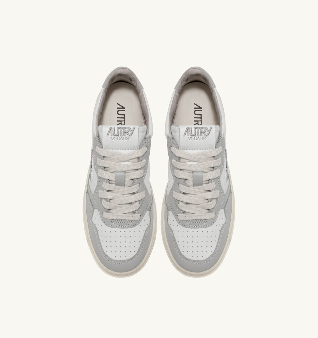 MEDALIST LOW BICOLOR SNEAKERS IN WHITE AND VAPOR LEATHER