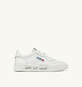 DEPORTIVAS BAJAS MEDALIST EN PIEL BLANCA