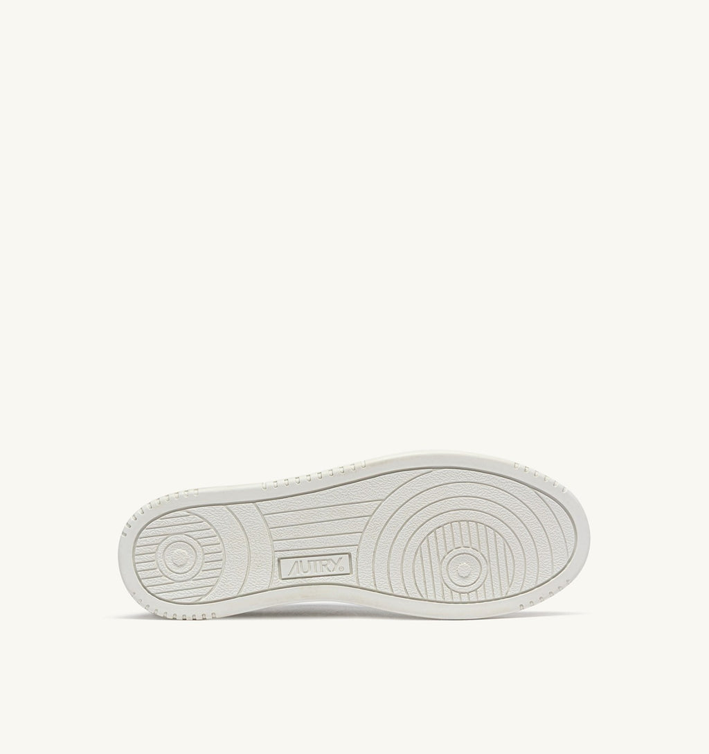 DEPORTIVAS BAJAS MEDALIST EN PIEL BLANCA