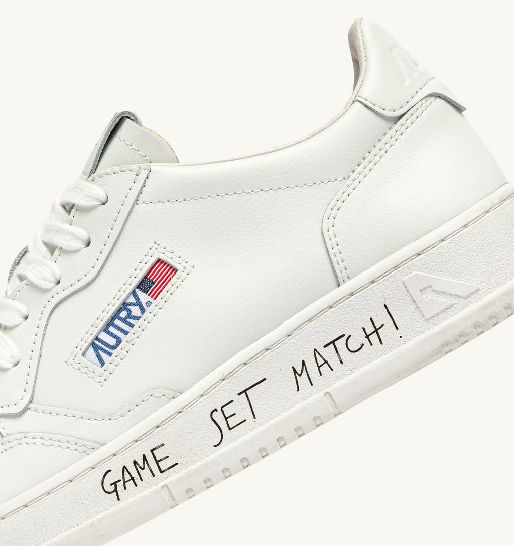 DEPORTIVAS BAJAS MEDALIST EN PIEL BLANCA